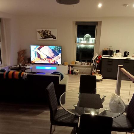 Glorious Duplex Holiday Apartment By The Sea Bognor Regis Esterno foto