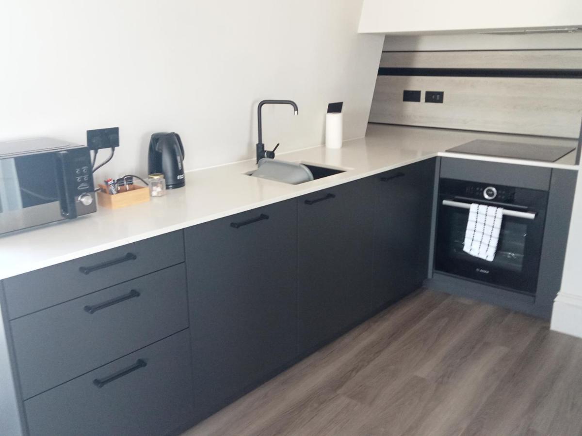 Glorious Duplex Holiday Apartment By The Sea Bognor Regis Esterno foto